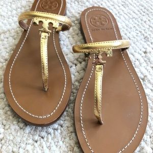 Tory Burch Gold T Strap Sandals sz 7M MINT